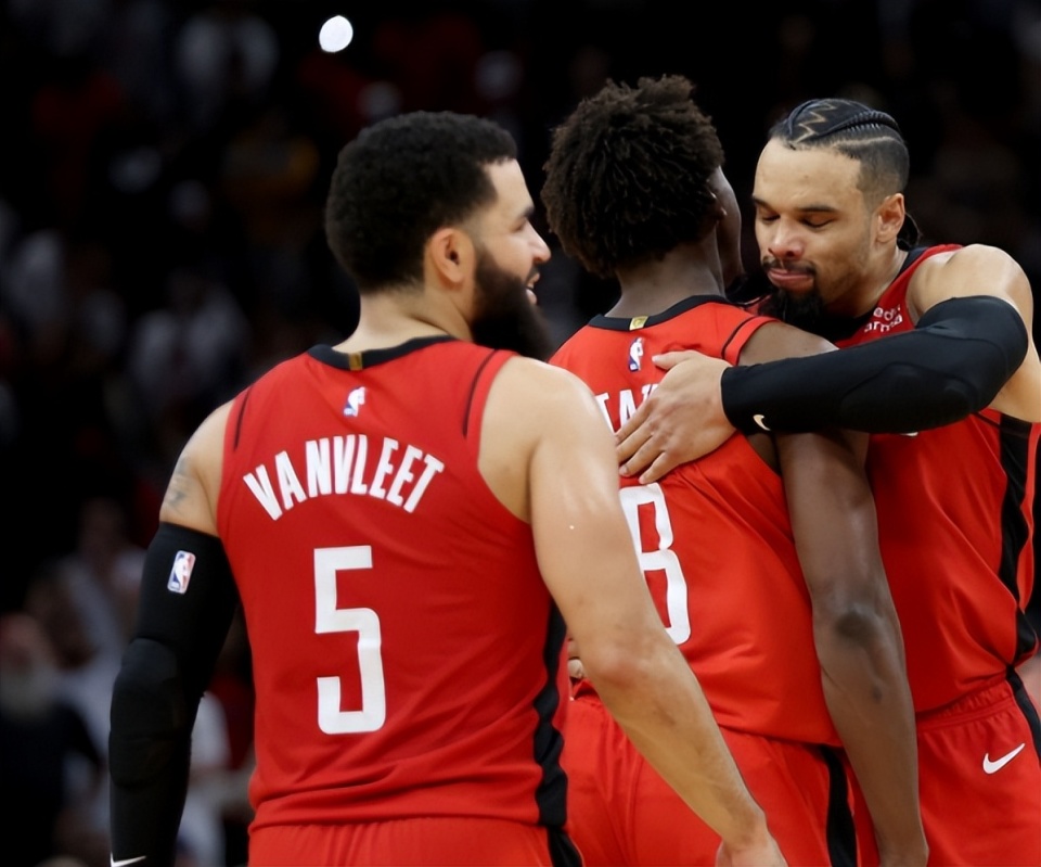 火箭屠杀掘金，继续领跑西部的简单介绍