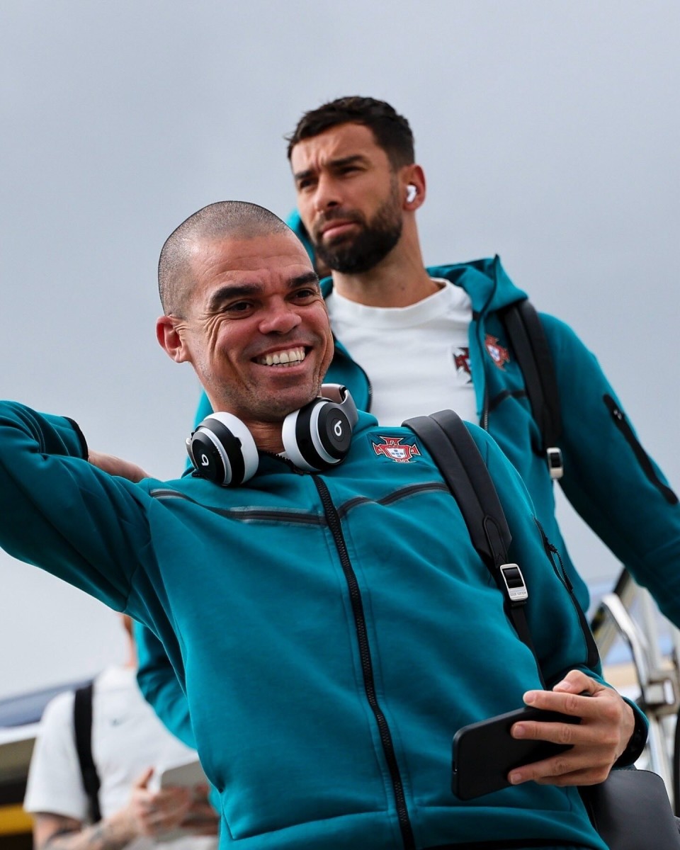 葡萄牙国家队备战关键比赛选手们积极备战