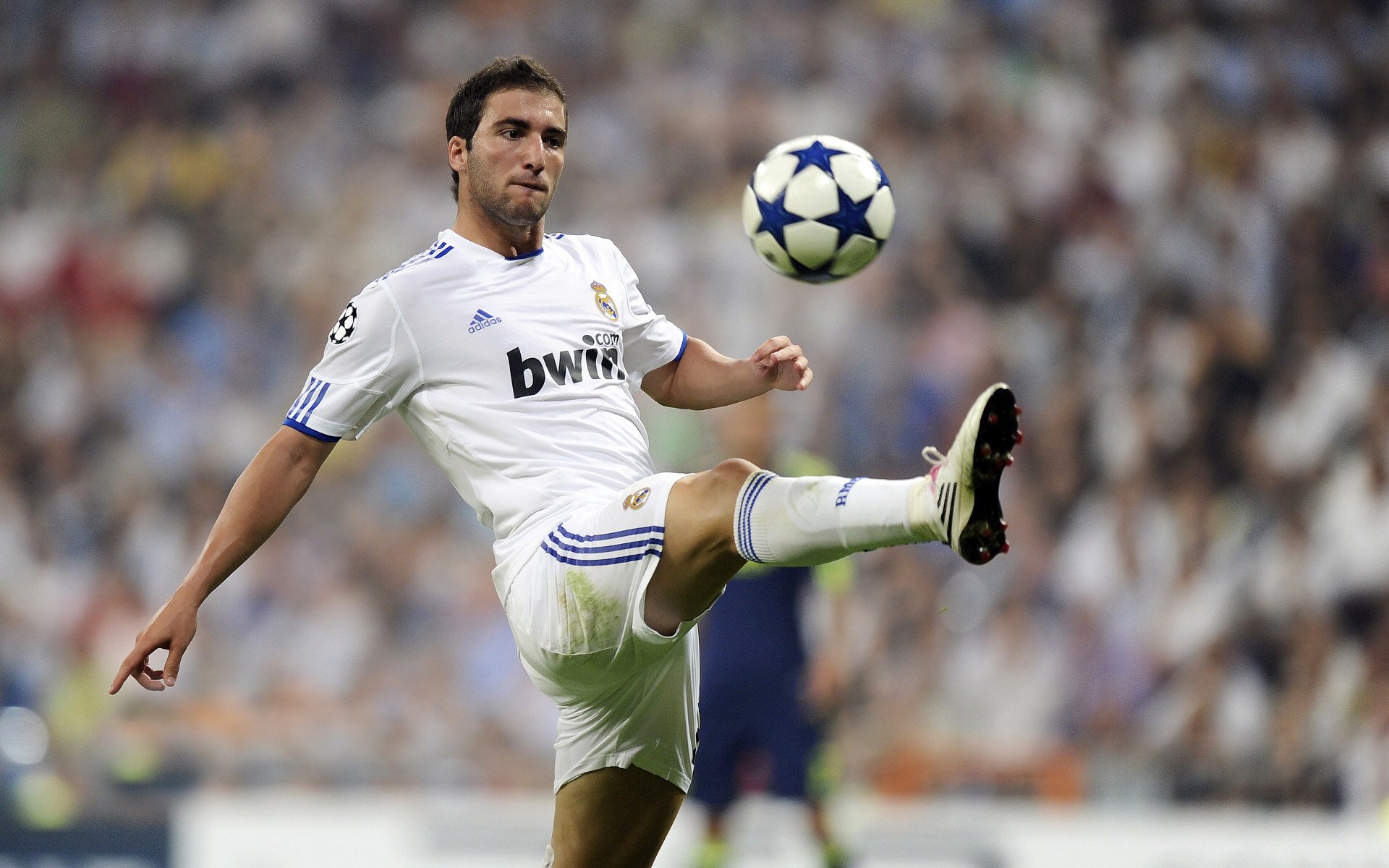 PG中国登录入口-足球跨越地域的胜利交响，伊拉克式坚韧与拉什福德的个人秀