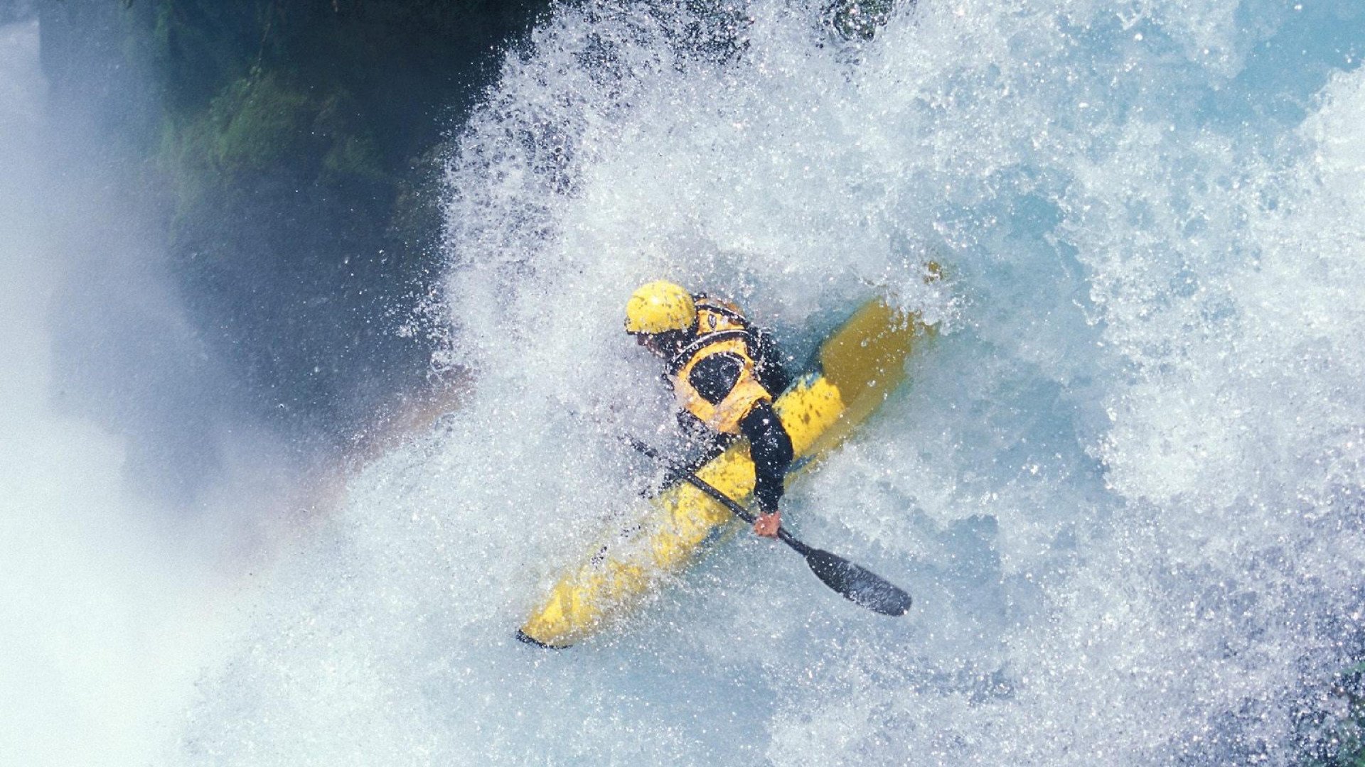 无解锋刃，拉亚两射一传撕裂防線，瑞士装甲碾压式晋级