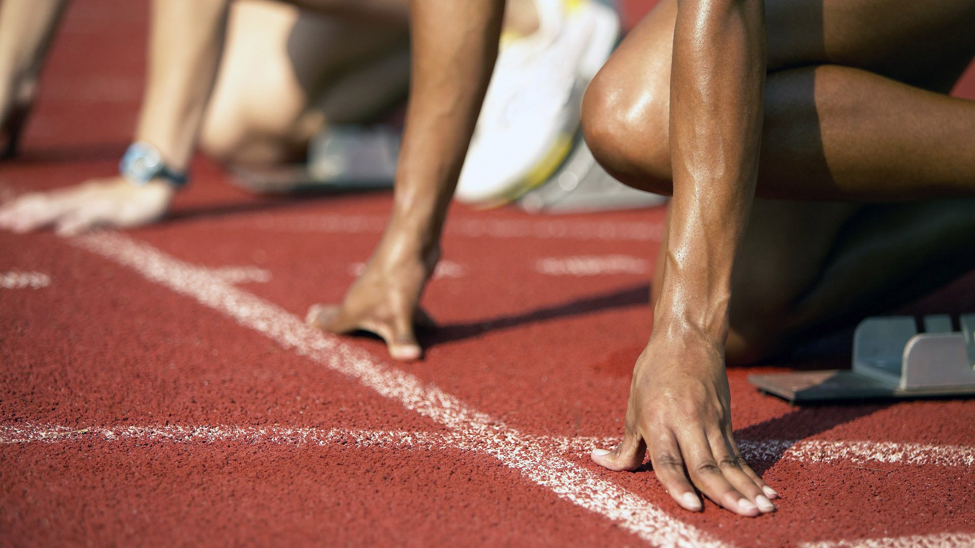 我为您构思了三个不同风格的标题，您可以根据偏好选择